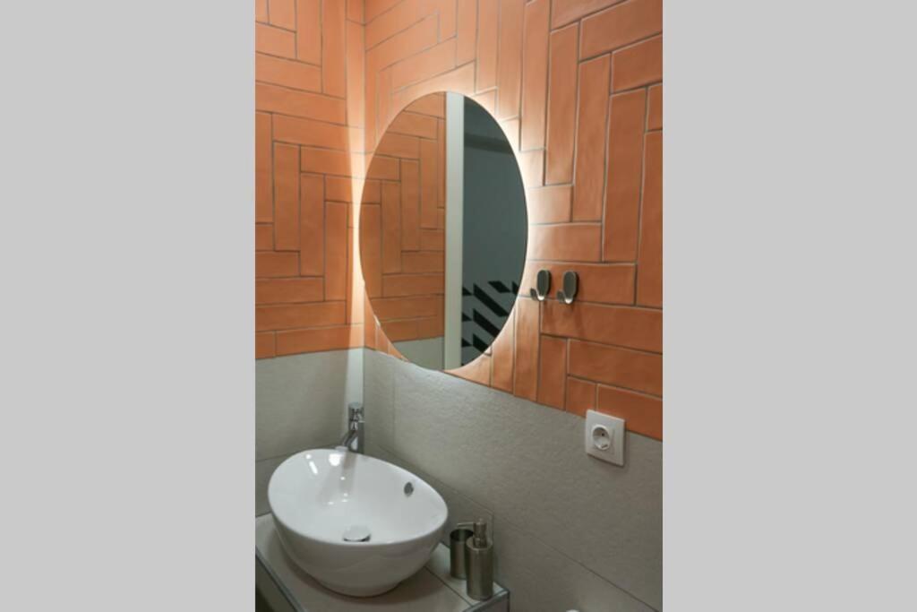 Apartment Valory #7 Aesthetic